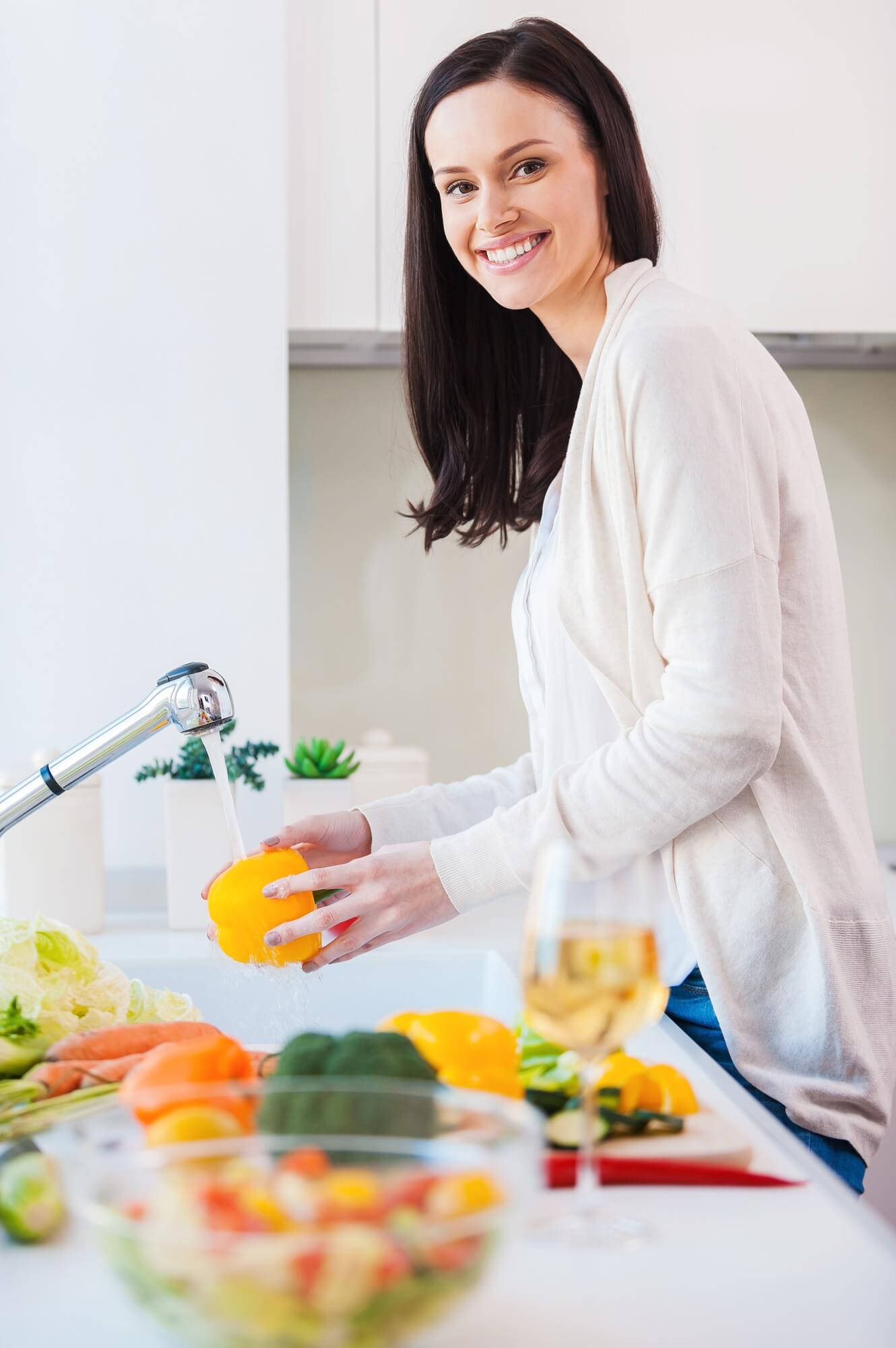 only-clean-and-fresh-vegies-for-my-salad-.jpg